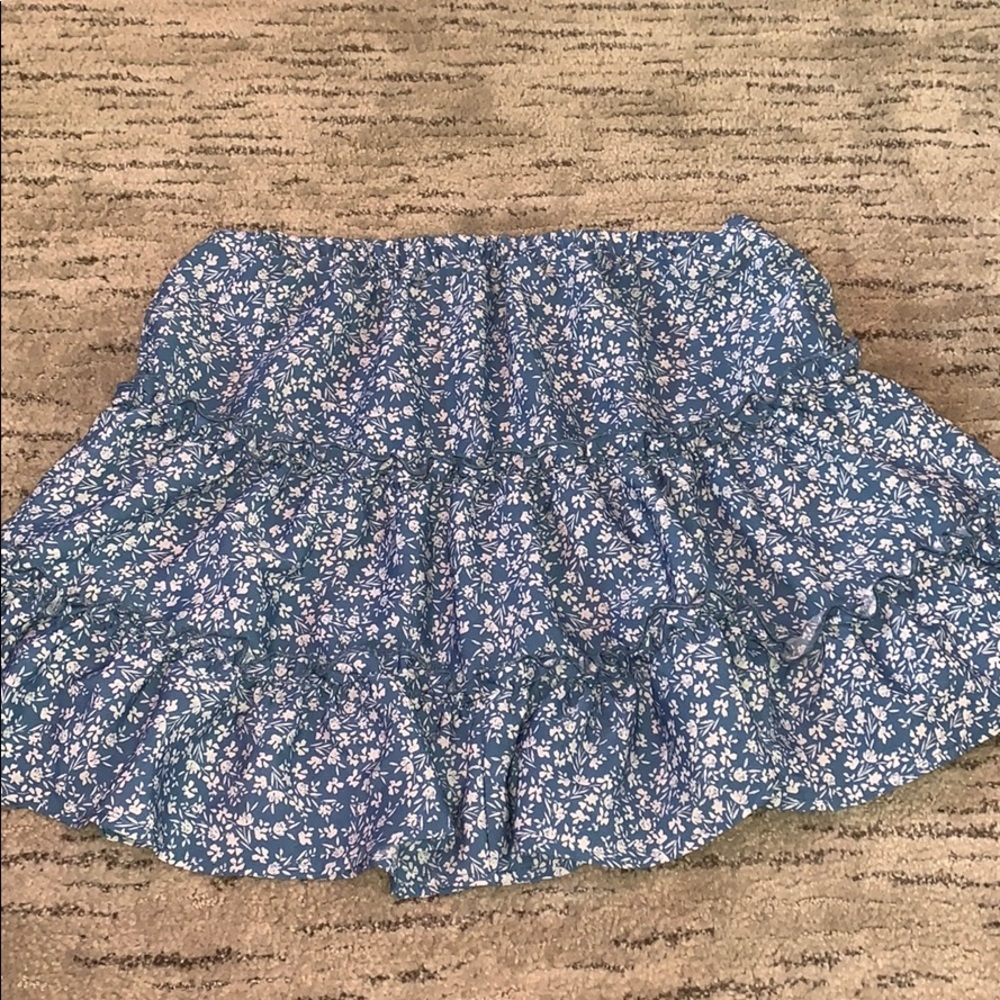 blue skirt